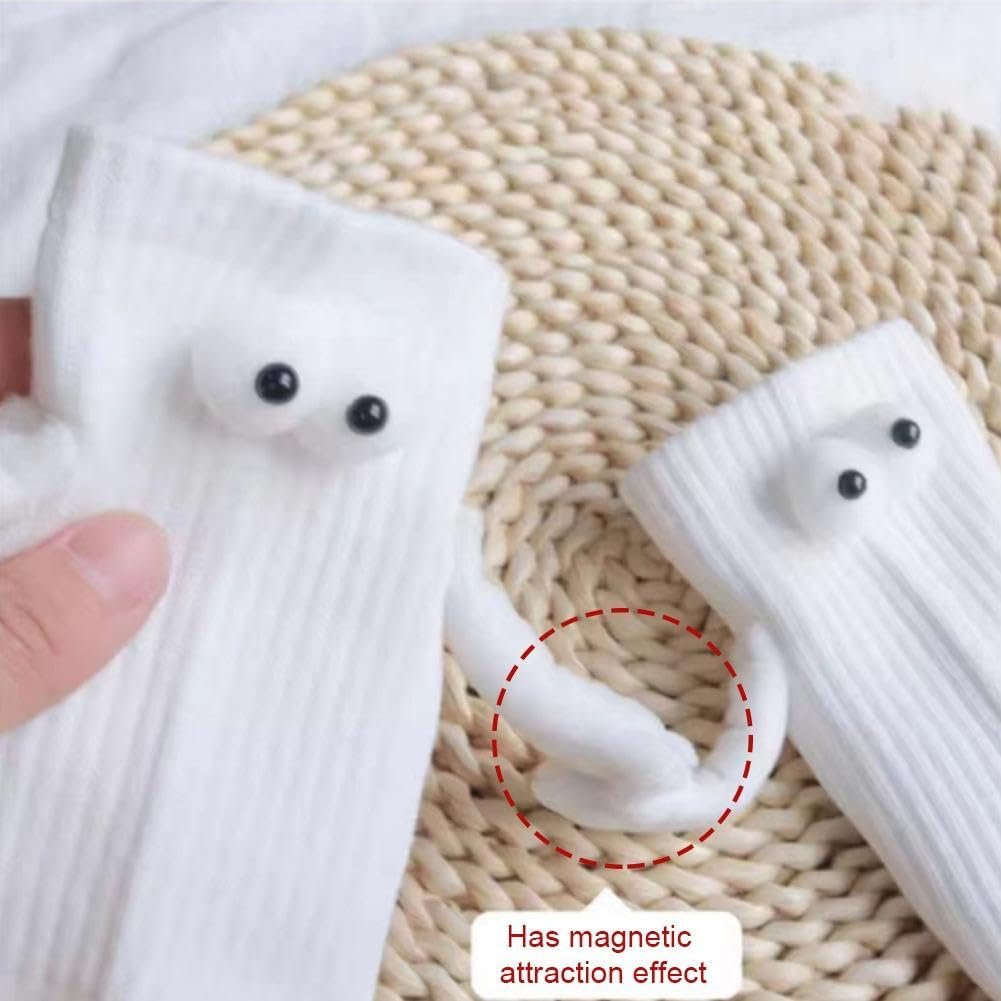 2 Pairs Magnetic Holding Hands Socks Funny Gifts For Couples, Anniversary, Best Friends, Engagements, Teens - Image 2