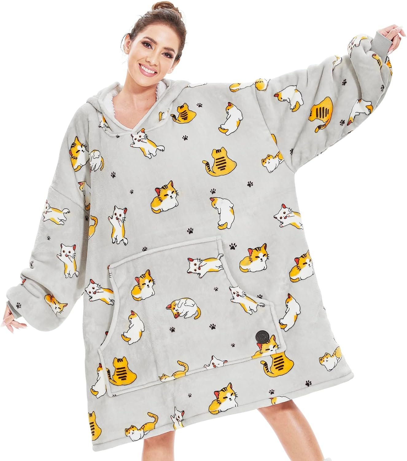 THREE POODLE Wearable Blanket Hoodie for Women, Oversized Sherpa Sweatshirt Blanket for Adults Men, Warm Cozy Cat Hooded Blanket, Gifts for Mom Girlfriend Sister - Image 2