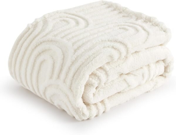 Bedsure Throw Blanket for Women - Super Soft Cozy Blankets for Women Gift, Cute Small Fleece Blanket for Girls, White, 50x60 Inches - Image 9