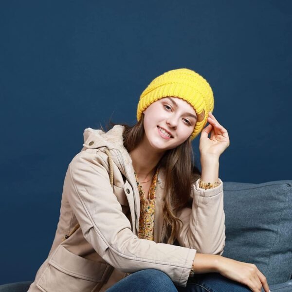 REDESS Women Winter Pom Pom Beanie Hat with Warm Fleece Lined - Image 3