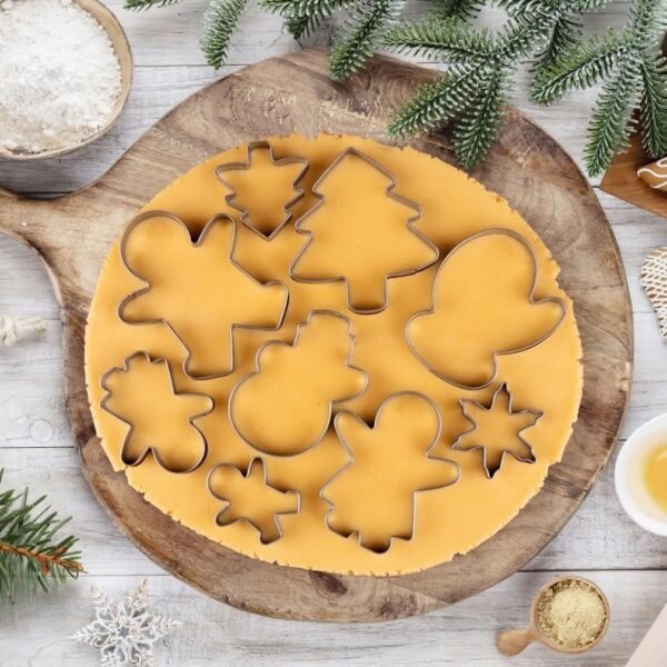 Christmas Cookie Cutter Set,18 Piece Stainless Steel Winter Christmas Cookie Cutters Shapes for Baking - Christmas Tree,Snowflake,Snowman,Gingerbread Man,Gingerbread Girl,Mitten - Image 4