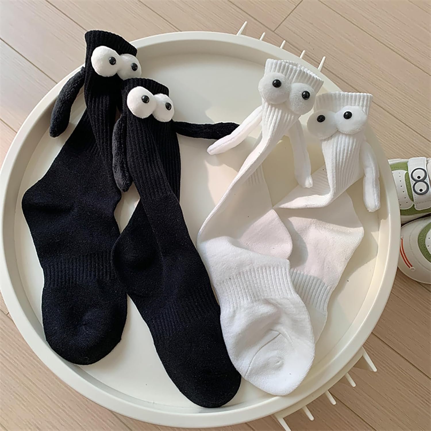 2 Pairs Magnetic Holding Hands Socks Funny Gifts For Couples, Anniversary, Best Friends, Engagements, Teens - Image 5