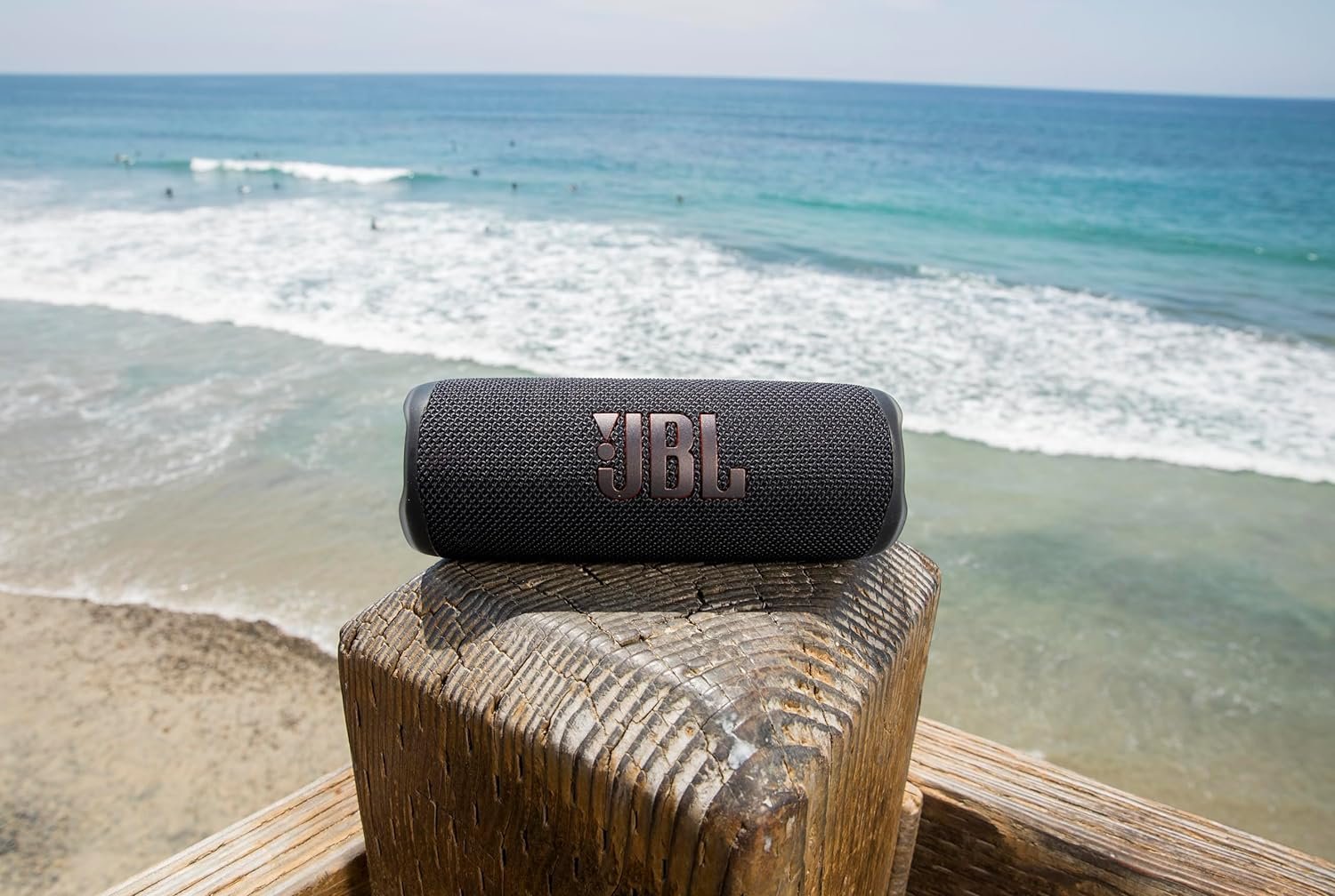 JBL Flip 6 - Portable Bluetooth Speaker, powerful sound and deep bass, IPX7 waterproof, 12 hours of playtime, JBL PartyBoost for multiple speaker pairing for home, outdoor and travel (Blue) - Image 4