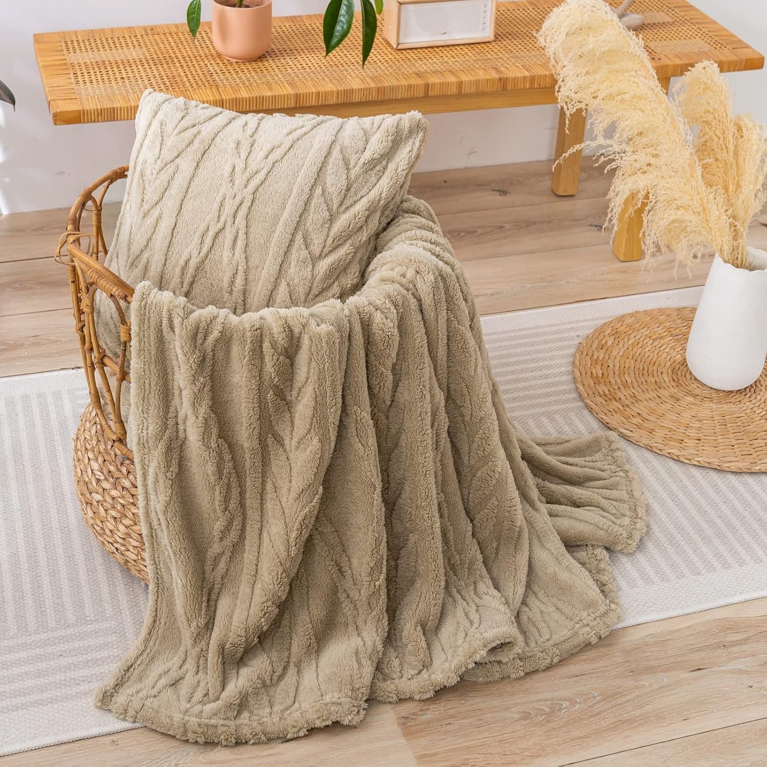 YUSOKI Sherpa Throw Blanket-3D Stylish Design Super Soft Fuzzy Cozy Warm Blanket Thick Plush Fluffy Furry Blankets for Teen Girls Women Couch Bed Sofa Chair Men Boys Gift(Tan,50"x65") - Image 5