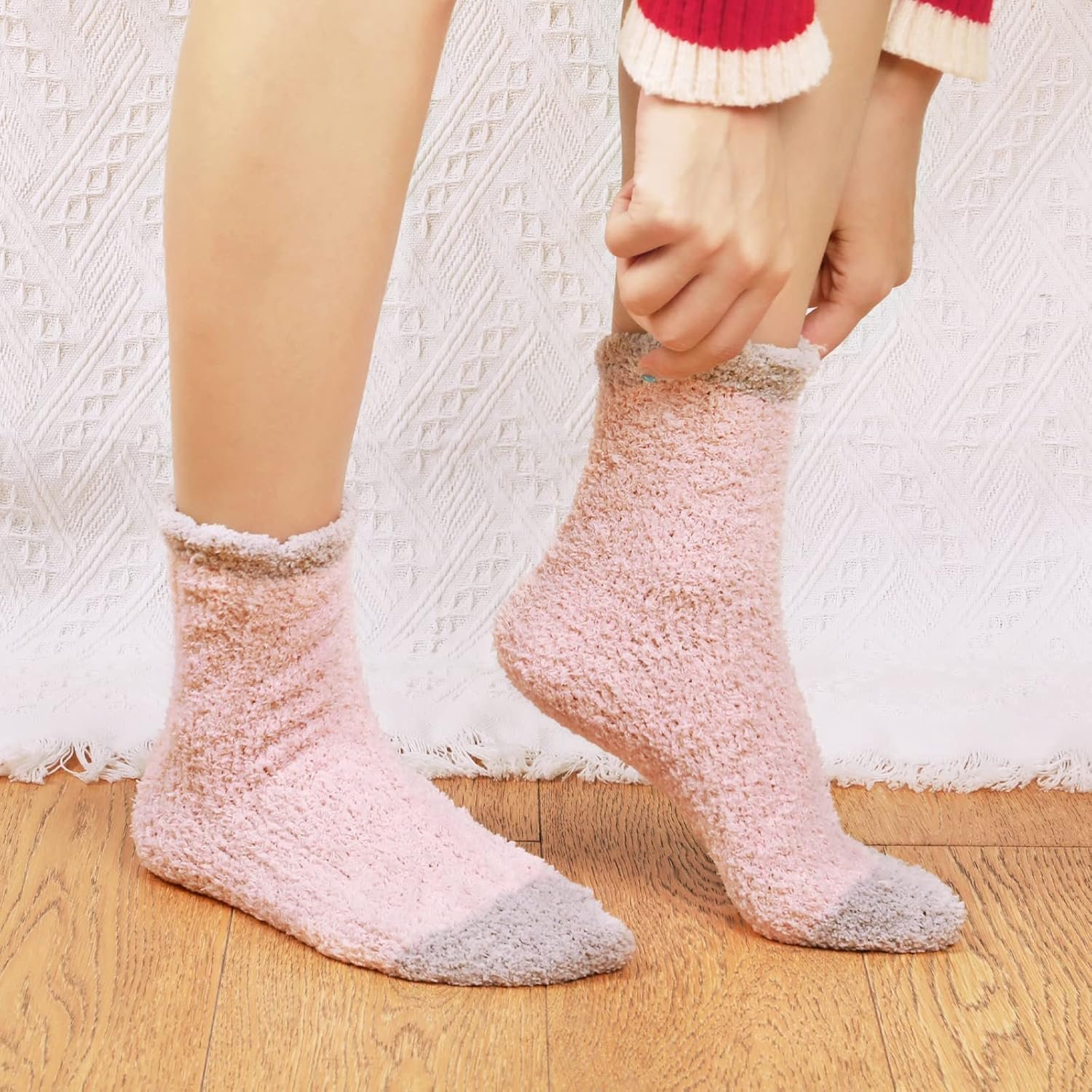 Clothirily Fuzzy Socks for Women, Womens Fluffy Socks, Winter Soft Cozy Socks Fuzzy Slipper Socks for Women - Image 9