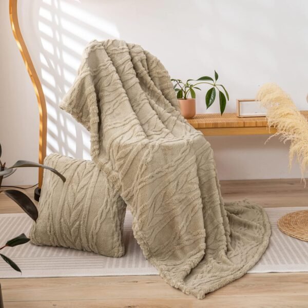 YUSOKI Sherpa Throw Blanket-3D Stylish Design Super Soft Fuzzy Cozy Warm Blanket Thick Plush Fluffy Furry Blankets for Teen Girls Women Couch Bed Sofa Chair Men Boys Gift(Tan,50"x65") - Image 4