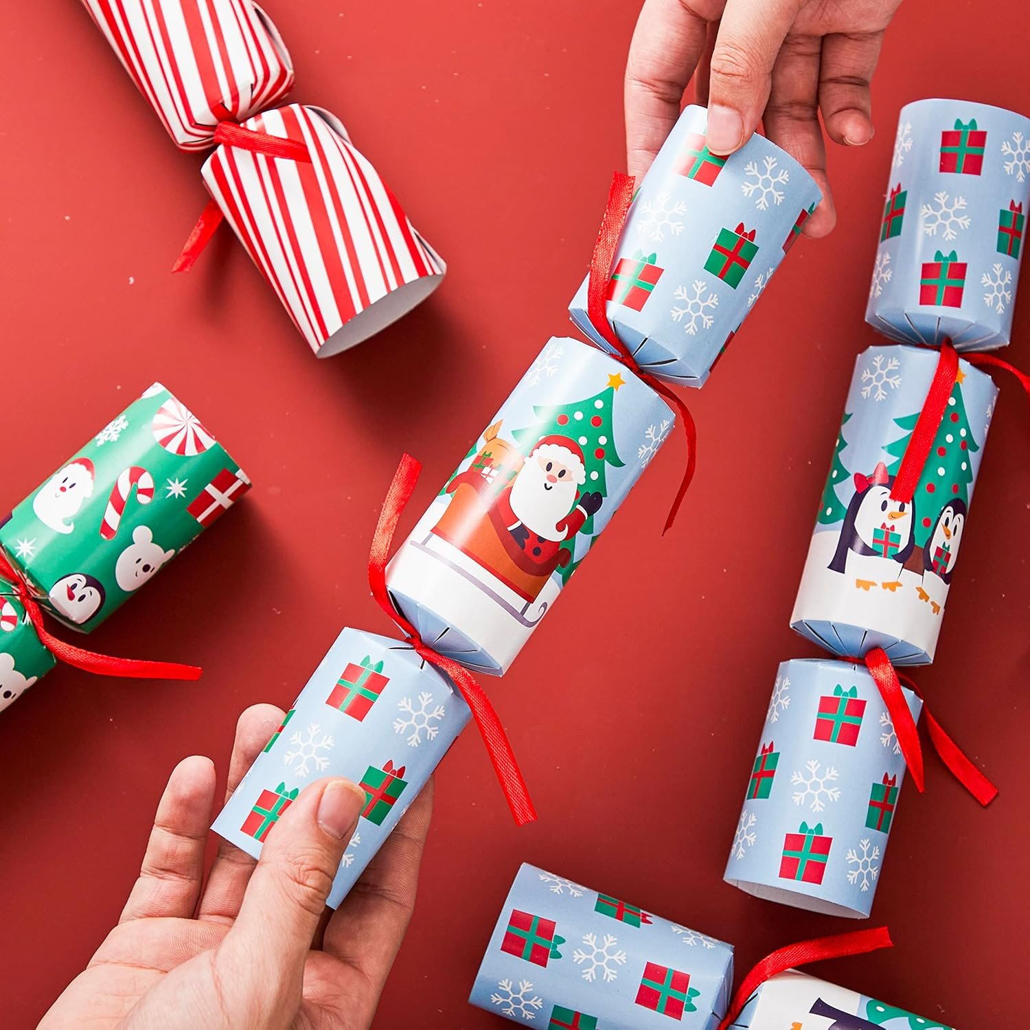 JOYIN 8 Pack Christmas Party Favor Non-Snap Christmas Party Table Favors with Holiday Party Favor Supplies for Kids and Adults, Christmas Parties, Dinners and Holidays - Image 7