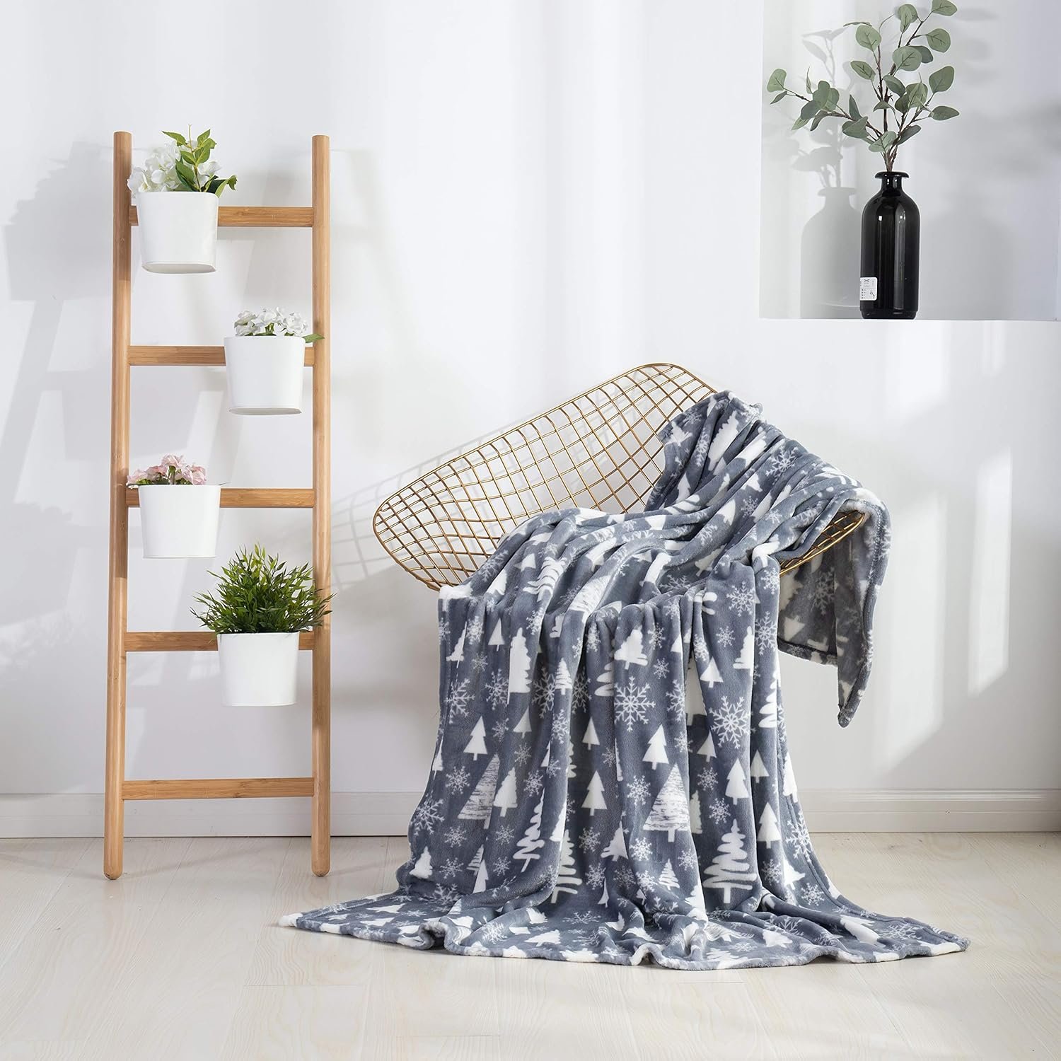 Valerian Luxury Velvet Super Soft Light Weight Blanket Prints Fleece Year Round Home Decor Fuzzy Warm and Cozy Throws, Couch and Gift, 50 x 60 inch, Gray Christmas Tree - Image 4