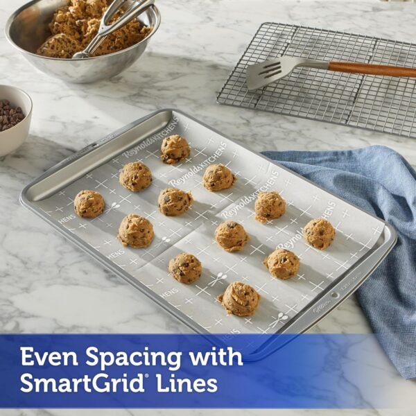 Reynolds Kitchens Cookie Baking Sheets, Pre-Cut Parchment Paper,25 Count (Pack of 4), 100 Total Sheets - Image 5