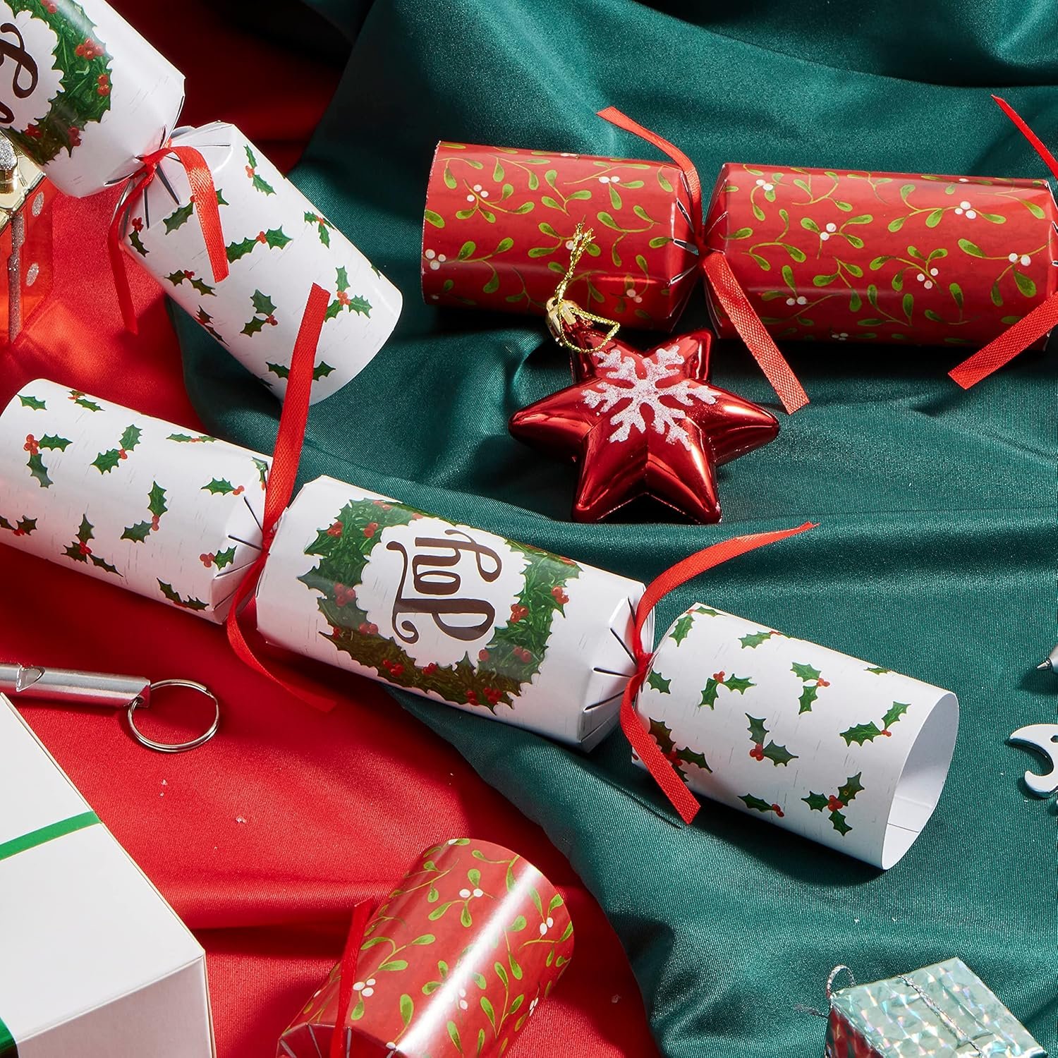 JOYIN 10 Pack Christmas No Snap Party Table Favor with Classic Christmas Design, with Party Hat, Joke & Little Gift Inside, for Xmas Gift, Christmas Seasonal Holiday Dinner Traditions - Image 8