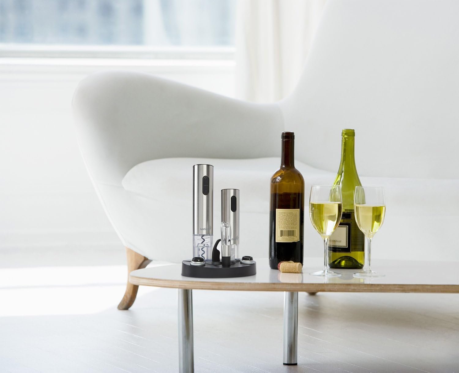 Ivation Electric Wine Gift Set - Includes Electric Bottle Opener, Wine Aerator, Electric Vacuum Preserver, Stoppers, Foil Cutter & Charging Base - Image 9