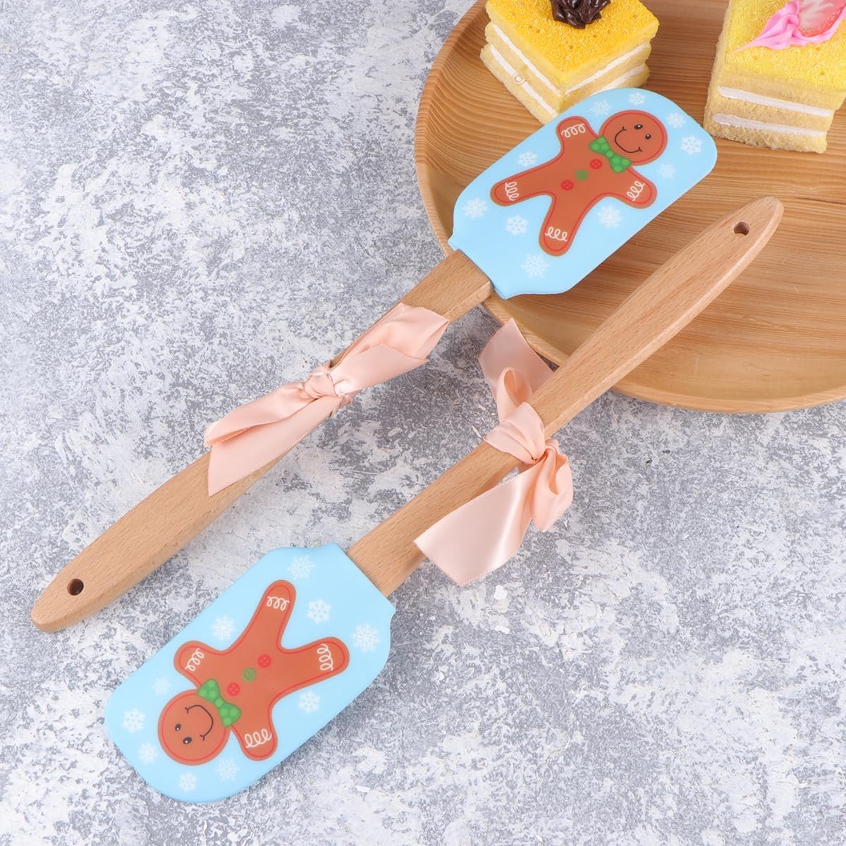 Christmas Silicone Spatula Gingerbread Spatula: 2 Pack Christmas Cake Decorating Spatula, Gingerbread Man Pattern Xmas Cake Spatula with Wooden Handle for Kitchen Mixing Baking Cooking - Image 8