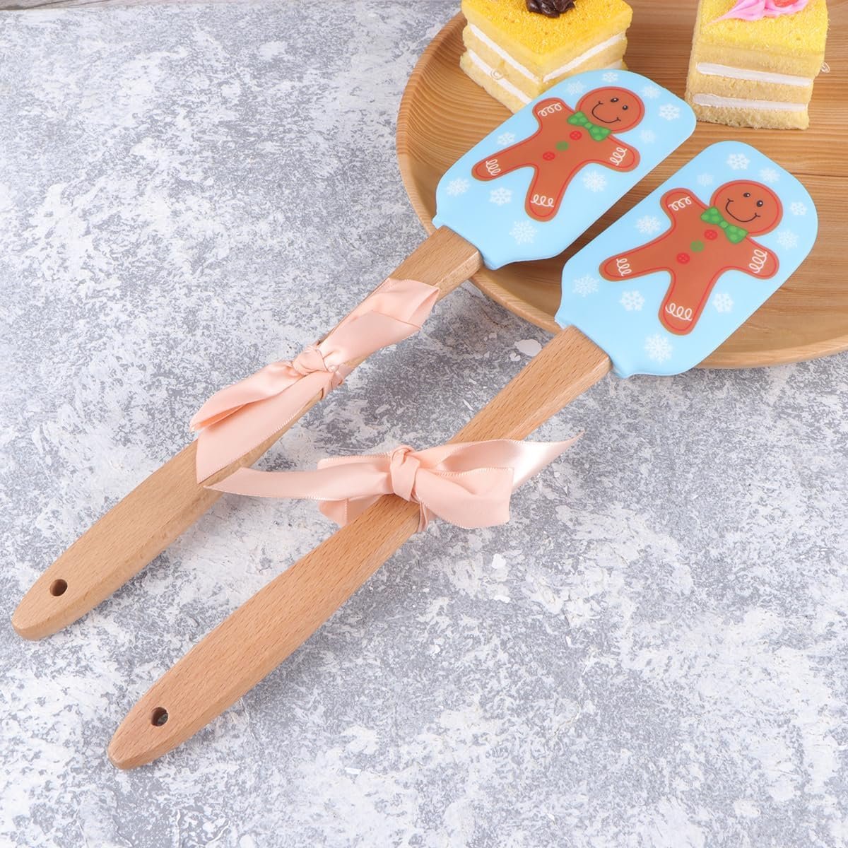 Christmas Silicone Spatula Gingerbread Spatula: 2 Pack Christmas Cake Decorating Spatula, Gingerbread Man Pattern Xmas Cake Spatula with Wooden Handle for Kitchen Mixing Baking Cooking - Image 4
