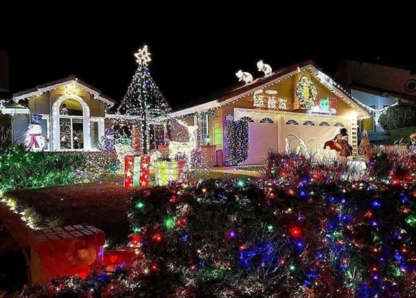 kemooie 300 LED Christmas Lights, 99FT Connective Green Wire Fairy Lights, Plug in 8 Lighting Modes, for Outdoor Christmas Tree Lights Wedding Party Decoration (Multicolor) - Image 7