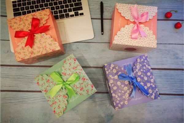 Chilly Gift Boxes, 20xSet of 12 Decorative Treats Boxes, Cake, Cookies, Goodies, Candy and Handmade Bath Bombs Shower Soaps Gift Boxes for Christmas, Birthdays, Holidays, Weddings (Flower Patterned) - Image 6
