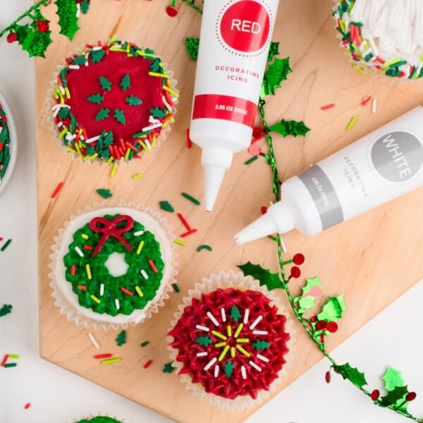 Sweets Indeed, Christmas Frosting Kit plus Sprinkles, 3 Frosting Tubes, 2.5 ounces Sprinkes, 4 nozzles, 11.31 ounces, Perfect for baking and cookie decoarting (Christmas) - Image 8