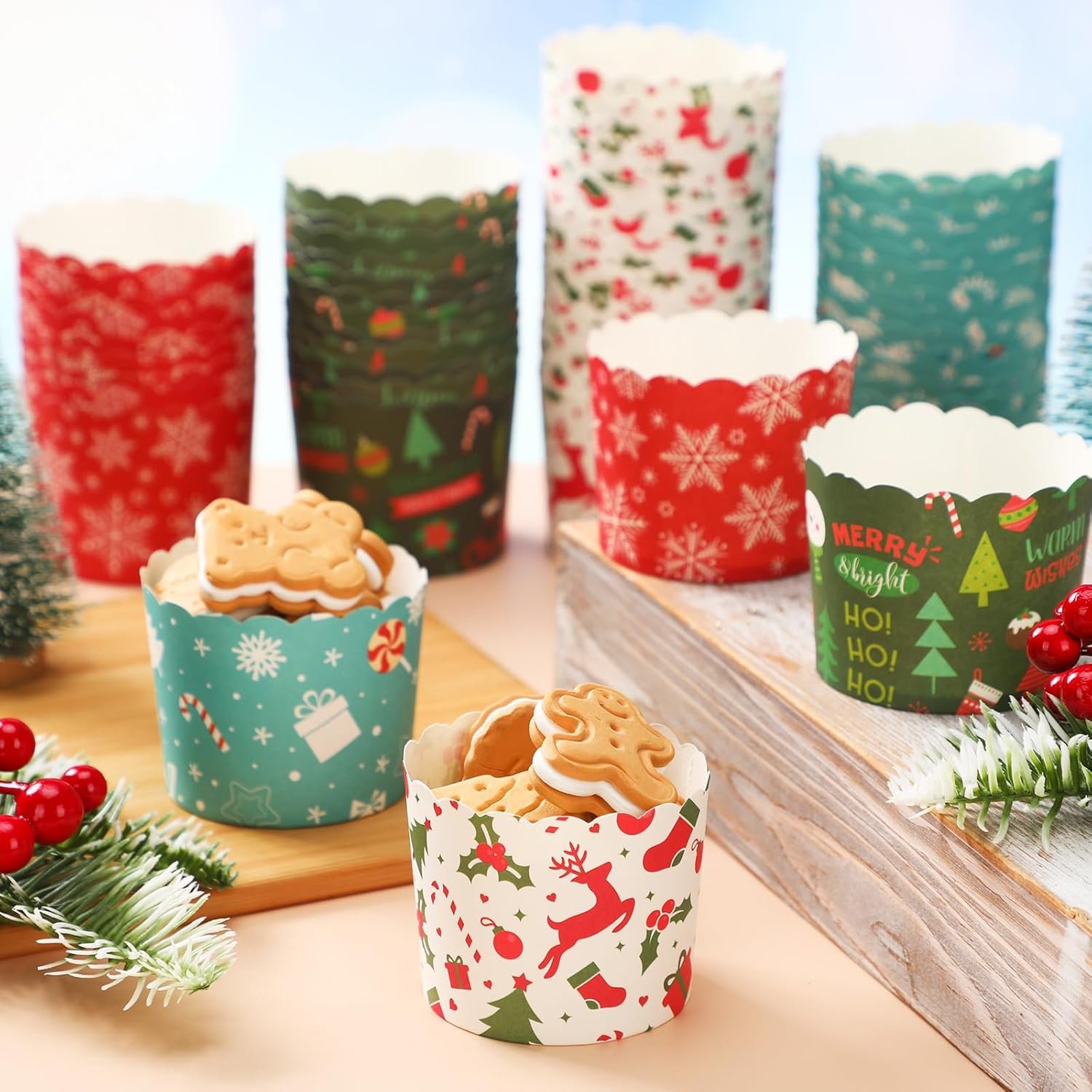 Uiifan 200 Pcs 6 oz Muffin Cupcakes Christmas Baking Paper Cups Greaseproof Baking Cup Christmas Muffin Paper Cups 4 Styles Xmas Baking Paper Cup Christmas Party Supplies for Cake Balls Candies - Image 3