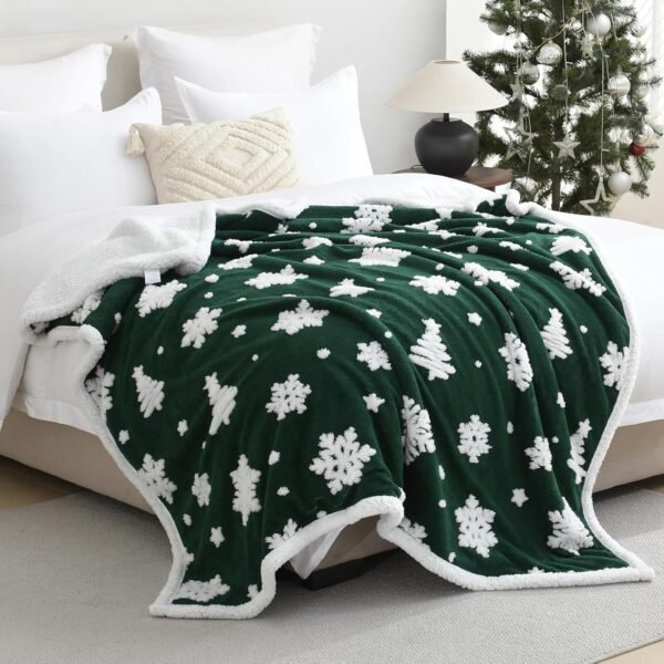 Ultra Soft Cozy Christmas Sherpa Throw Blanket,Snowflake Xmas Tree Pattern Jacquard Craft, Lightweight Warm Decorative Holiday Throw Blanket Cover for Couch, Bedroom,Travel, Outdoor, Green,50”x60” - Image 4