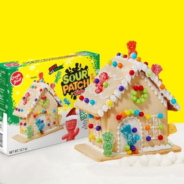 Create-A-Treat OREO and SOUR PATCH KIDS Holiday Cookie House Decorating Kits, 2 Pack Holiday Cookie Decorating Variety - Image 10