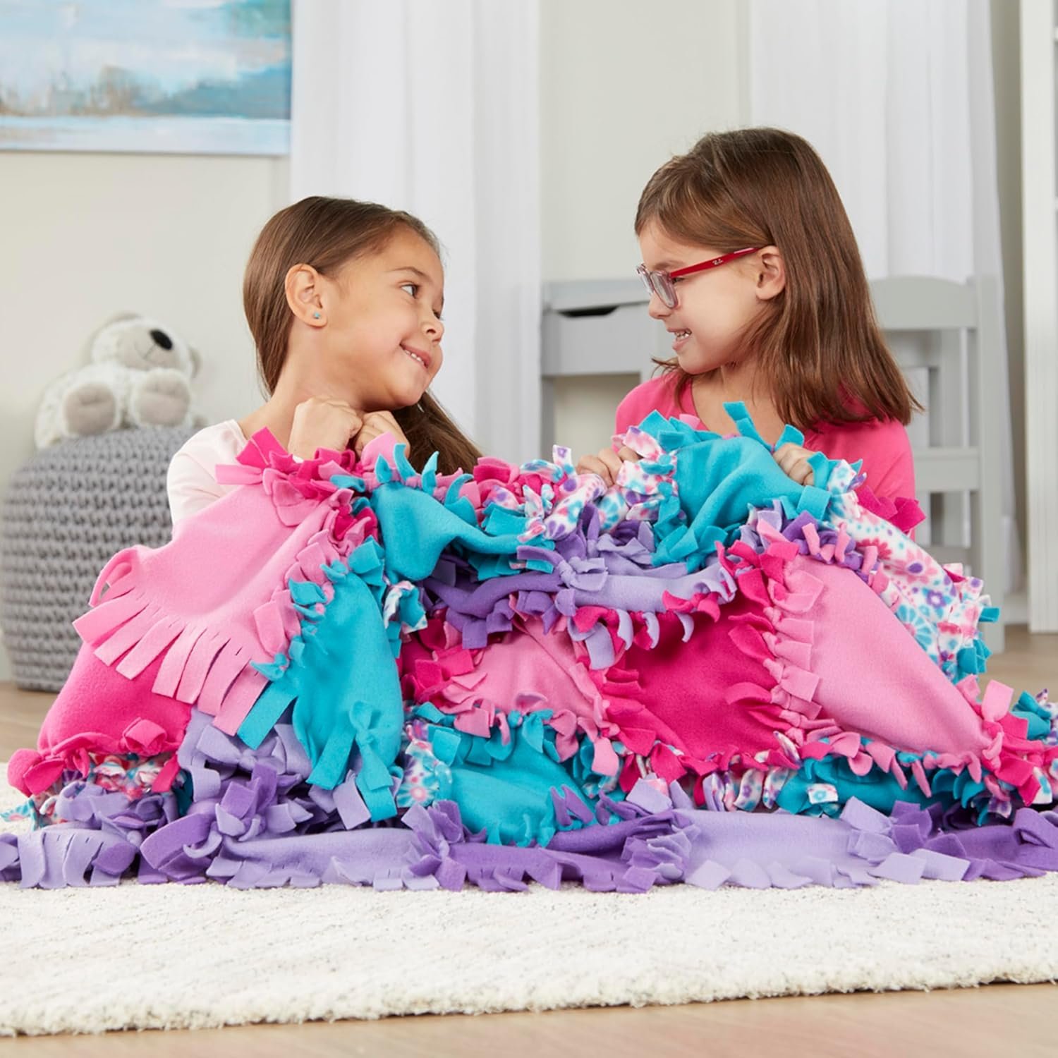 Melissa & Doug Created by Me! Flower Fleece Quilt No-Sew Craft Kit (48 squares, 4 feet x 5 feet) - Image 9