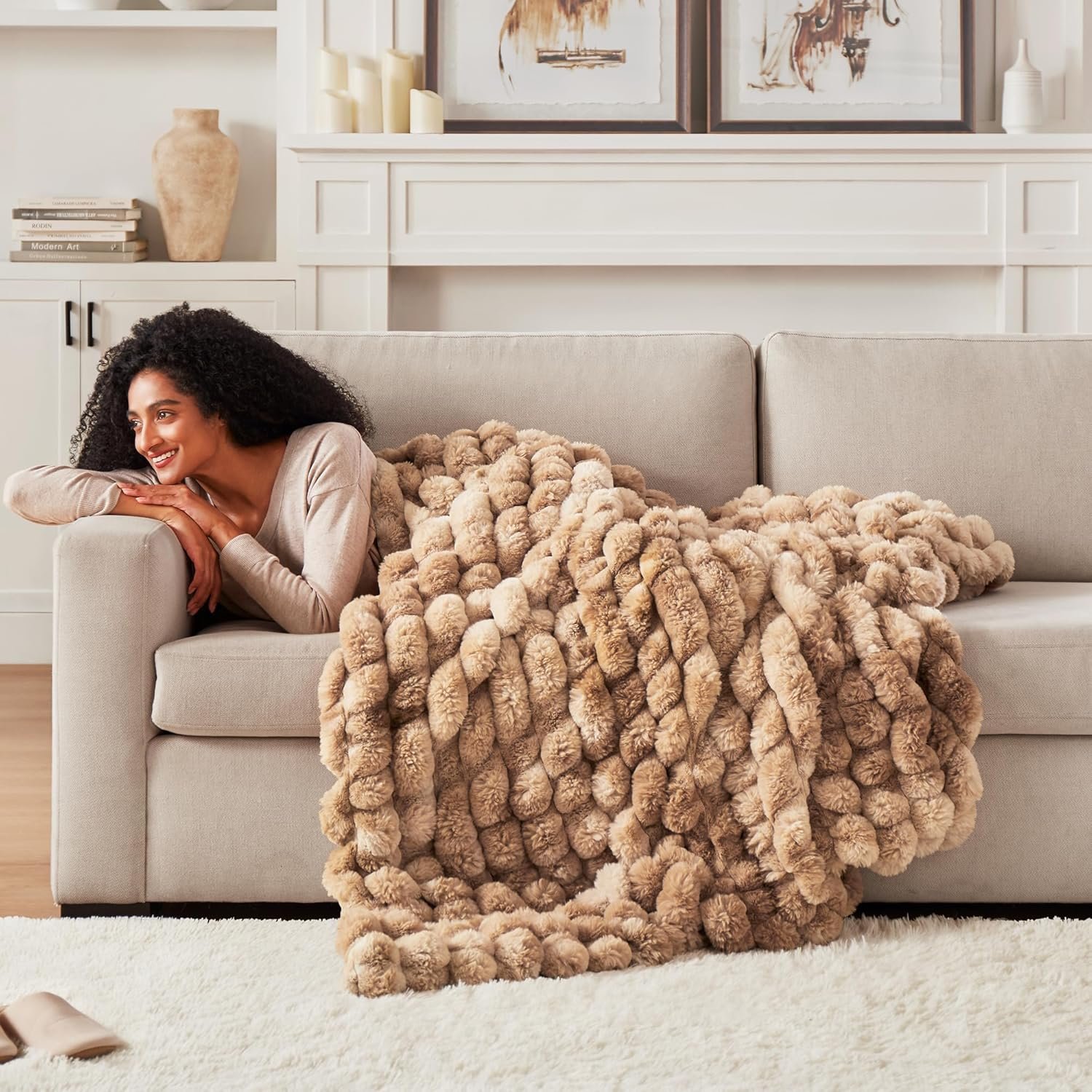 Hyde Lane Soft Faux Rabbit Fur Throw Blanket, Cute Plush Fuzzy Blanket for Sofa Couch, Thick Fluffy Shaggy Throw for Women Girls As a Gift, Brun Rabbit, 50"x60" - Image 8
