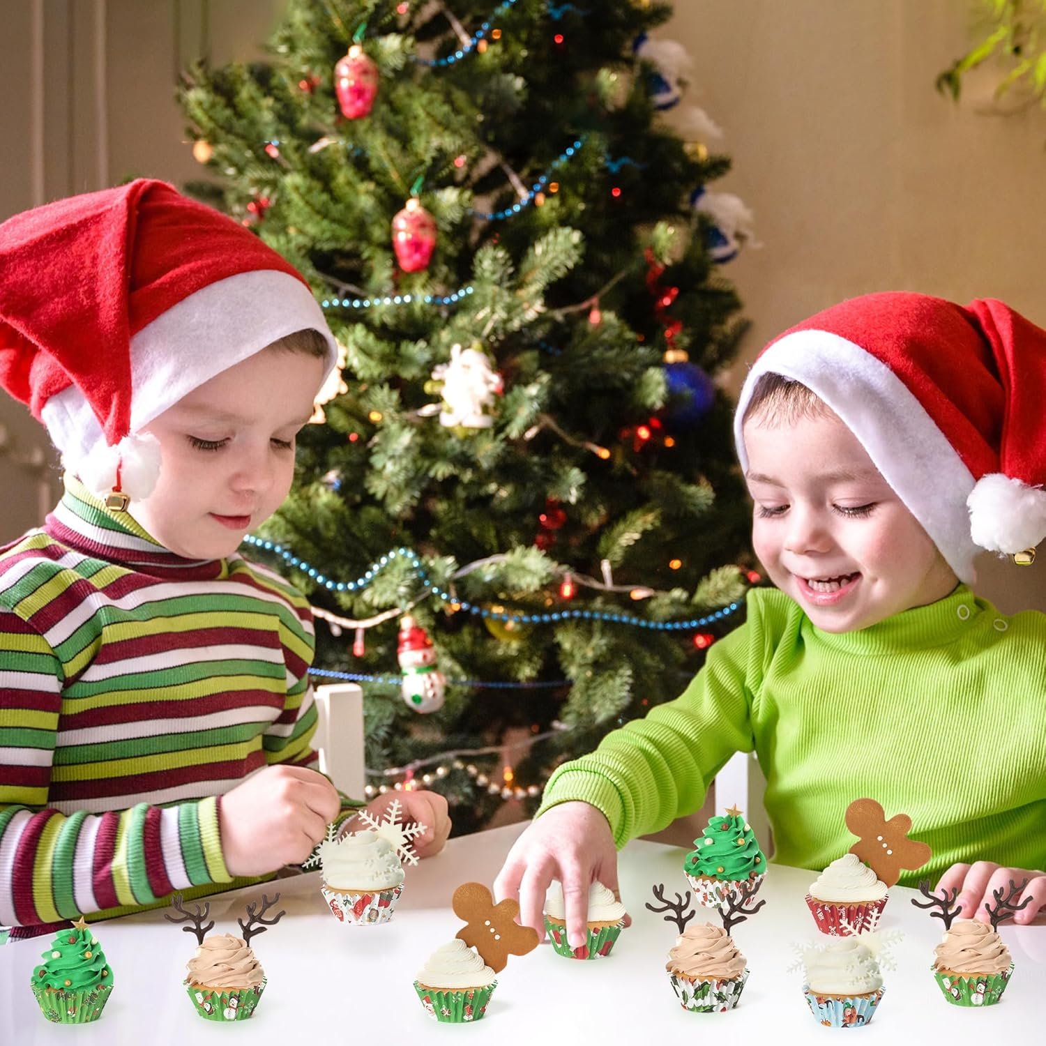 COcnny 600pcs Christmas Mini Cupcake Paper Liners, Merry Christmas Baking Cups Muffin Case Cupcakes Wrappers, Xmas Tree Santa Claus Snowman Cake Wrap Making Supplies for Xmas Eve Party (10 Styles) - Image 5