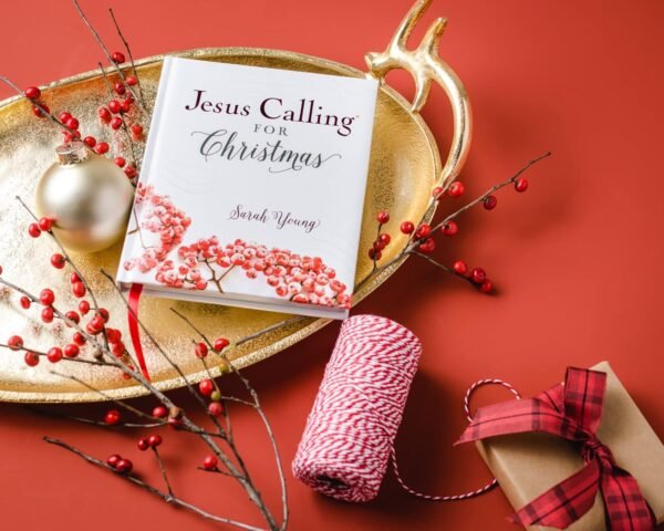 Jesus Calling for Christmas, Padded Hardcover, with Full Scriptures: Seasonal Devotions for Christmas (A 50-Day Devotional) - Image 7