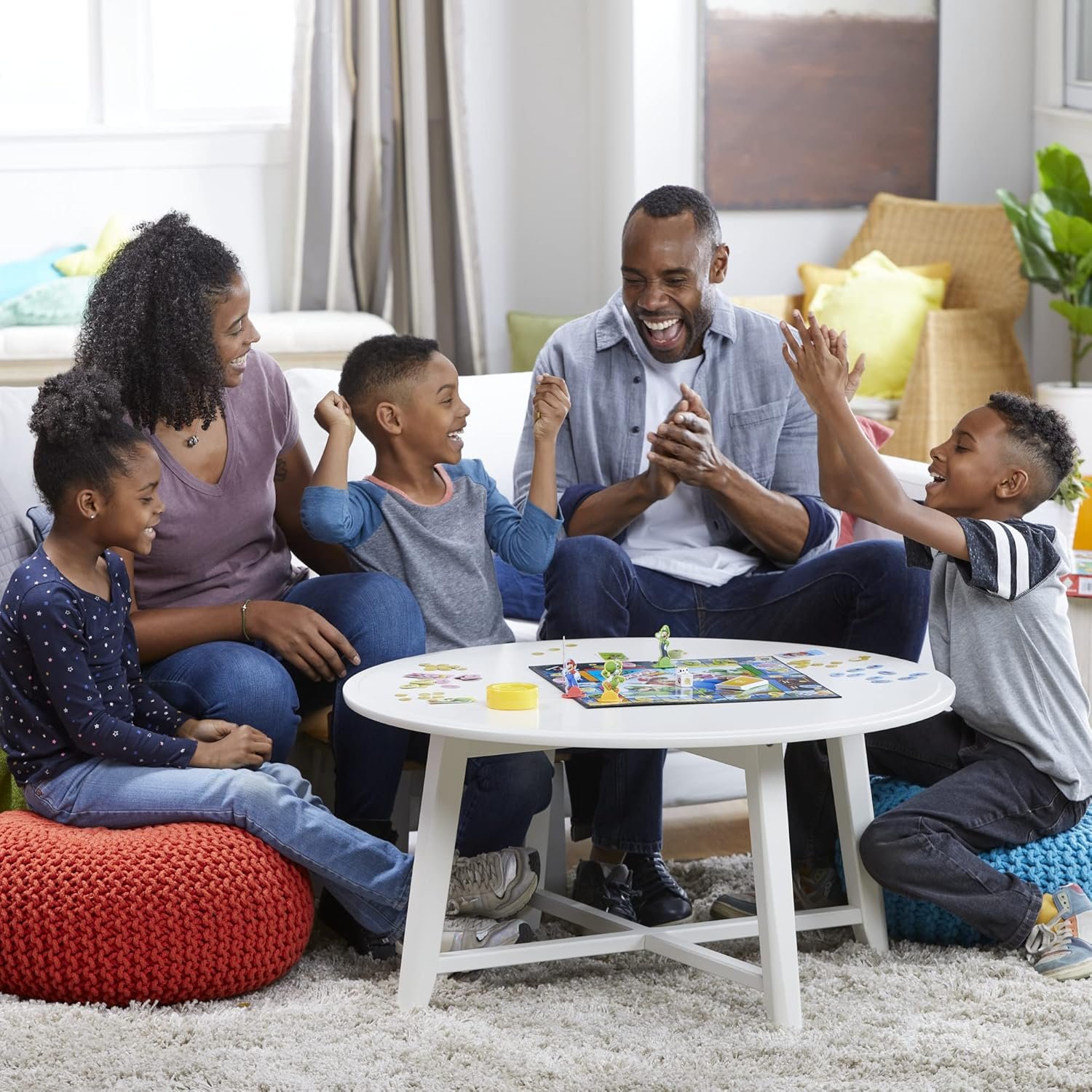 Monopoly Junior Super Mario Edition Board Game, Fun Kids' Ages 5 and Up, Explore The Mushroom Kingdom as Mario, Peach, Yoshi, or Luigi (Amazon Exclusive) - Image 15