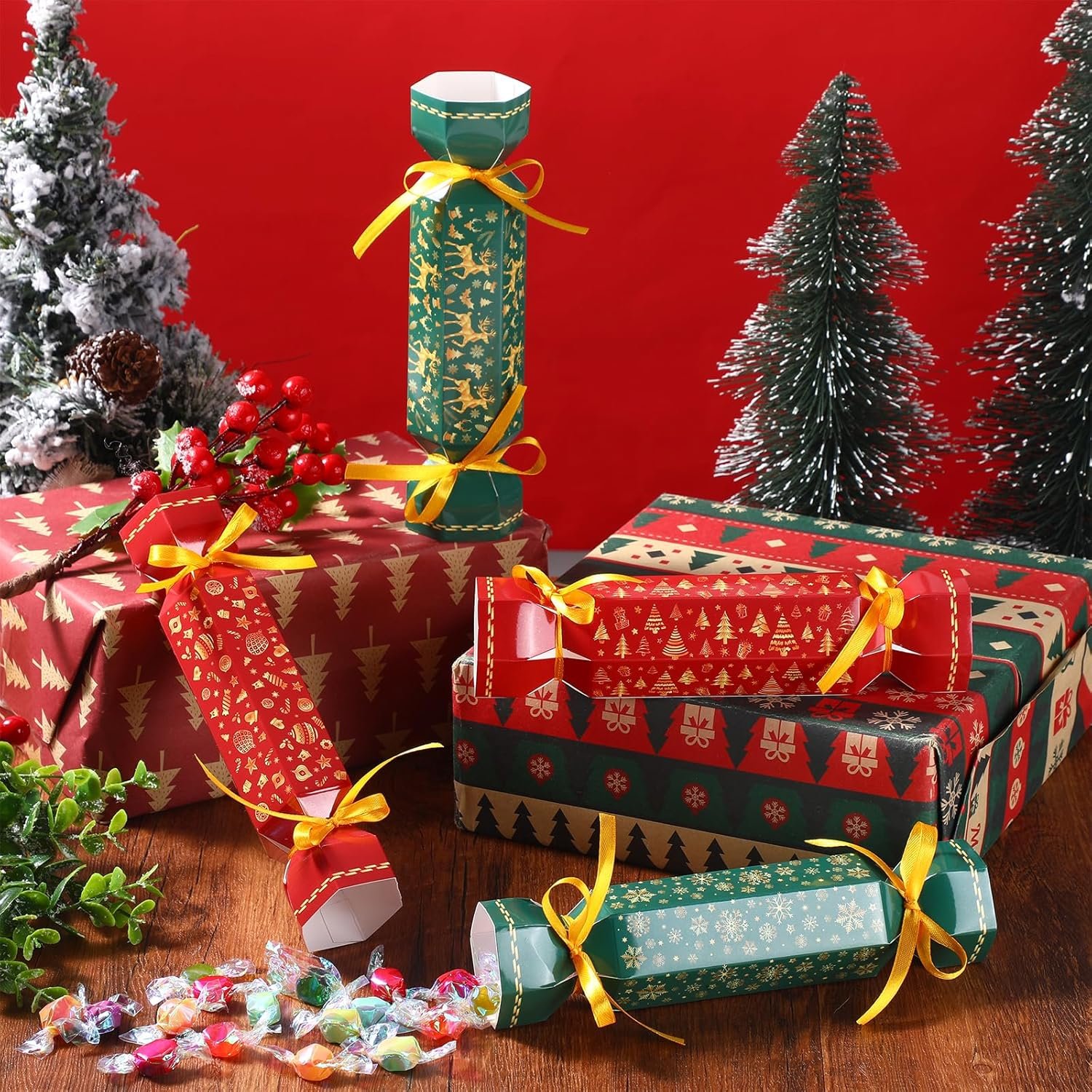 Moinchore 60 Pcs Christmas Crackers Kit DIY Xmas Party Cracker Empty Bulk for Candy Treat Gift Boxes Snowflake Tree Reindeer Candy Christmas No Snap Table Favors Holiday Dinner Decor(Red and Green) - Image 6