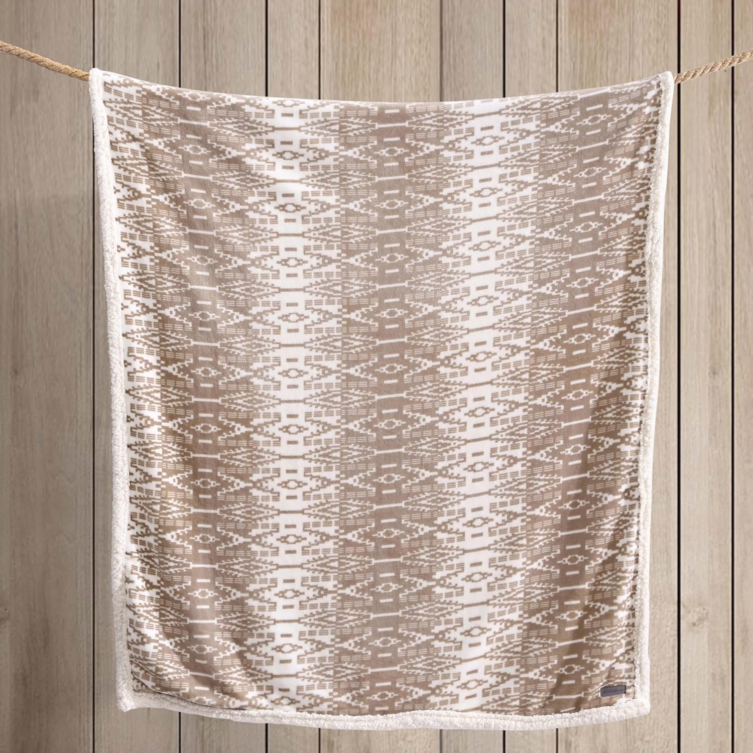 Eddie Bauer - Throw Blanket, Super Soft Reversible Sherpa Fleece Bedding, Ideal Christmas & White Elephant Gifts, Cozy Plaid Throw Blankets for Couch (San Juan Oyster, Throw) - Image 7