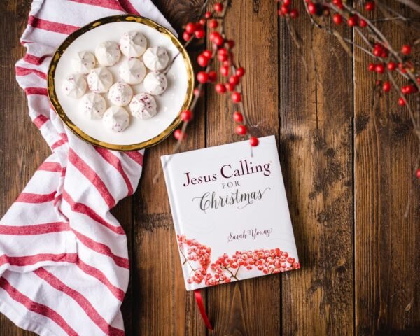 Jesus Calling for Christmas, Padded Hardcover, with Full Scriptures: Seasonal Devotions for Christmas (A 50-Day Devotional) - Image 8