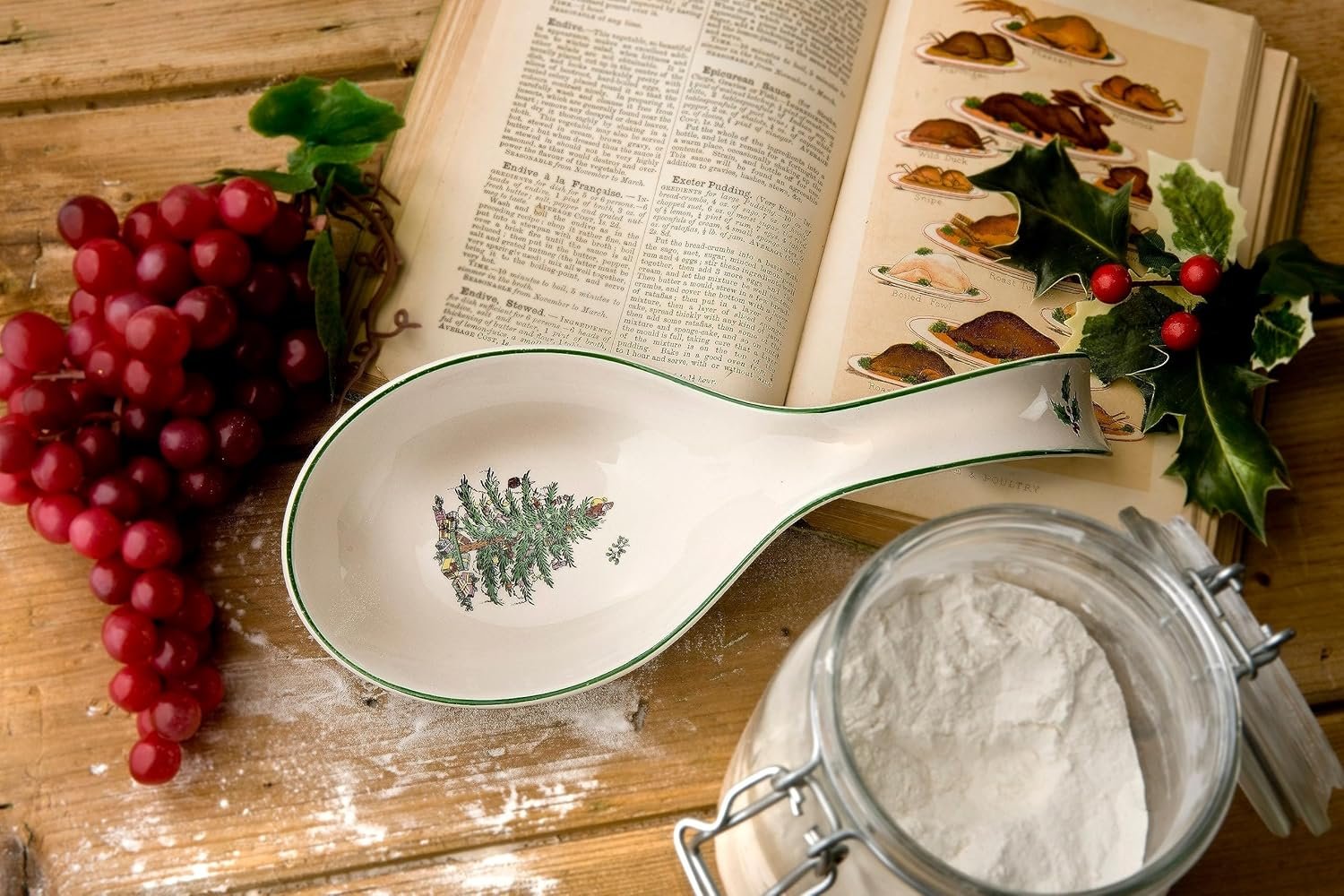 Spode Christmas Tree Spoon Rest, 12-Inch Festive Cooking Utensil Rest, Christmas Spatula & Ladle Holder for Kitchen Countertop, Fine Earthenware, Dishwasher Safe Holiday Kitchen Accessory - Image 3